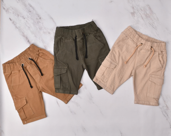 bermuda cargo de gabardina varón