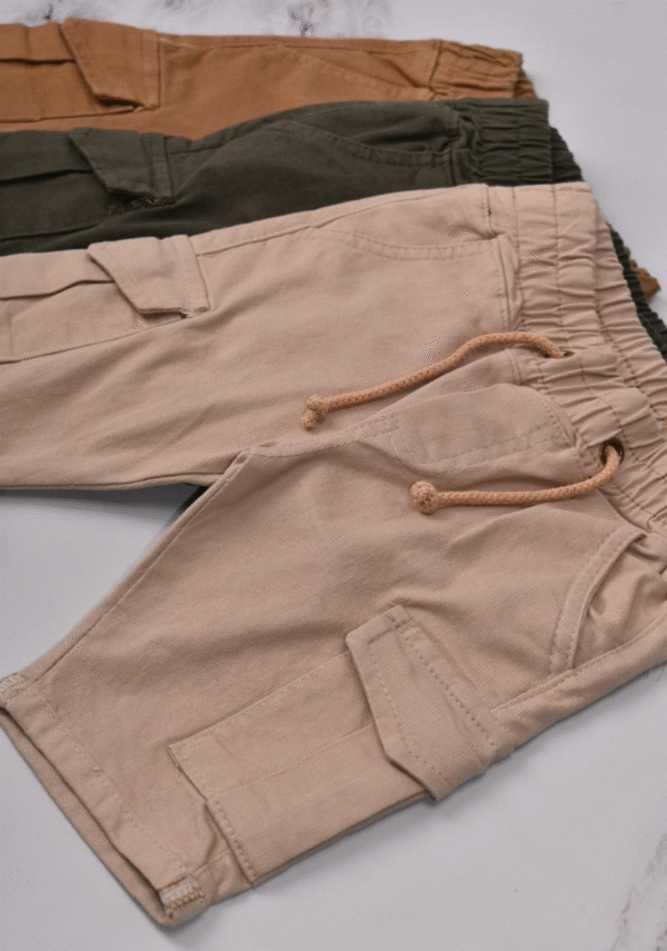 bermuda cargo de gabardina varón