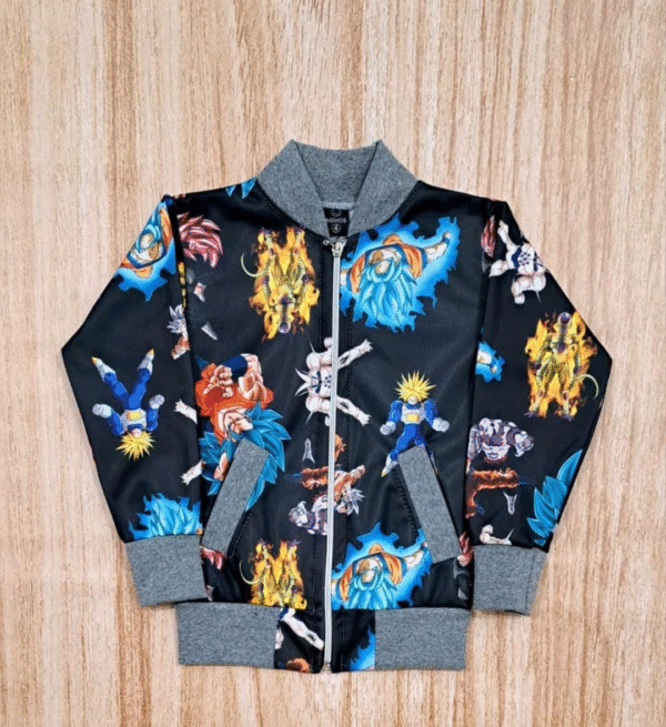 campera rompevientos estampado súper héroes / tekken